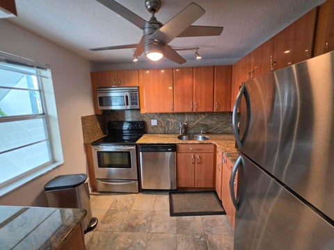 Tiny photo for 7847 Golf Cir Drive #101, Margate, FL 33063 (MLS # B26083492)