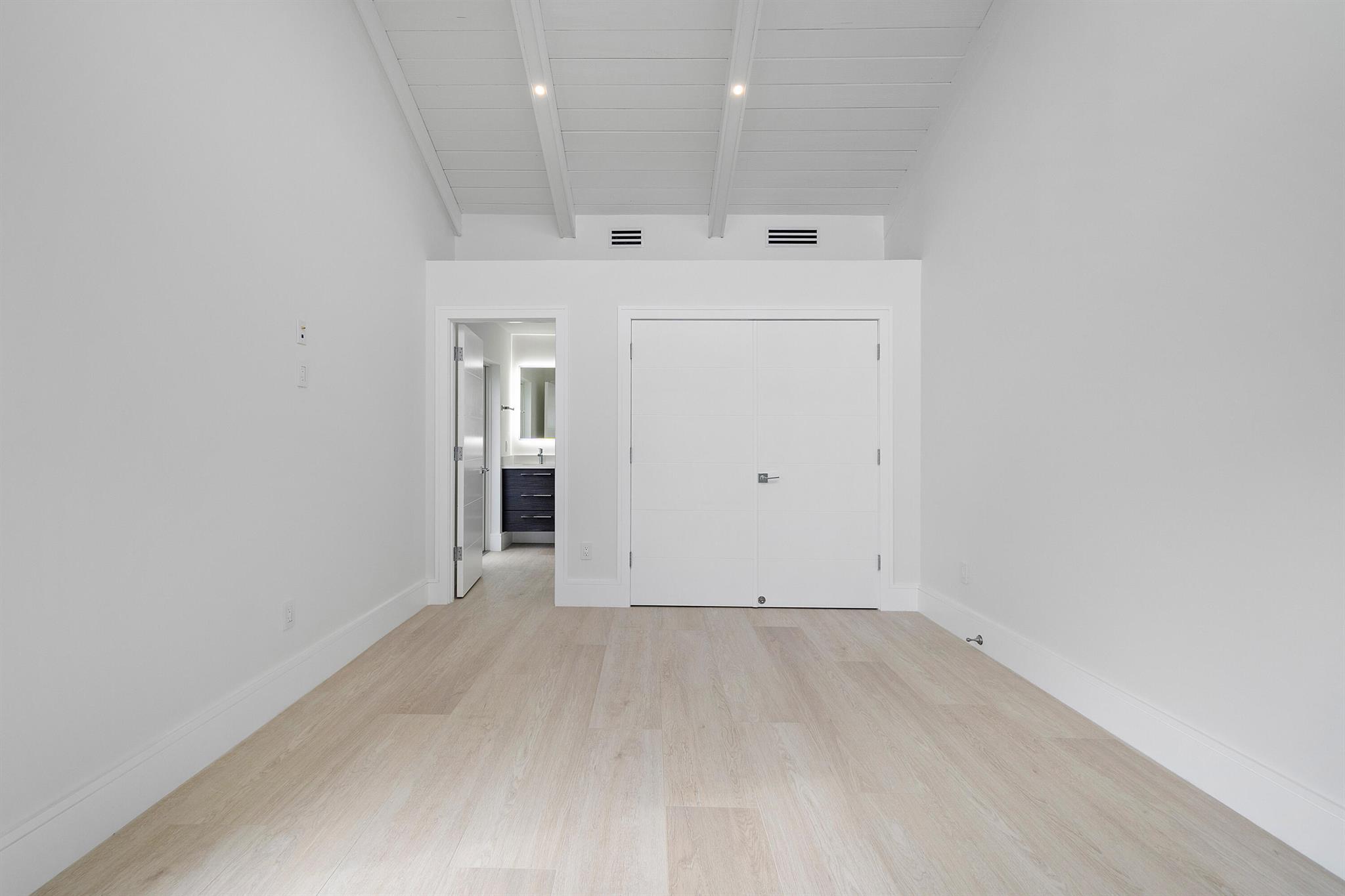 Seagate Country Club - Residential