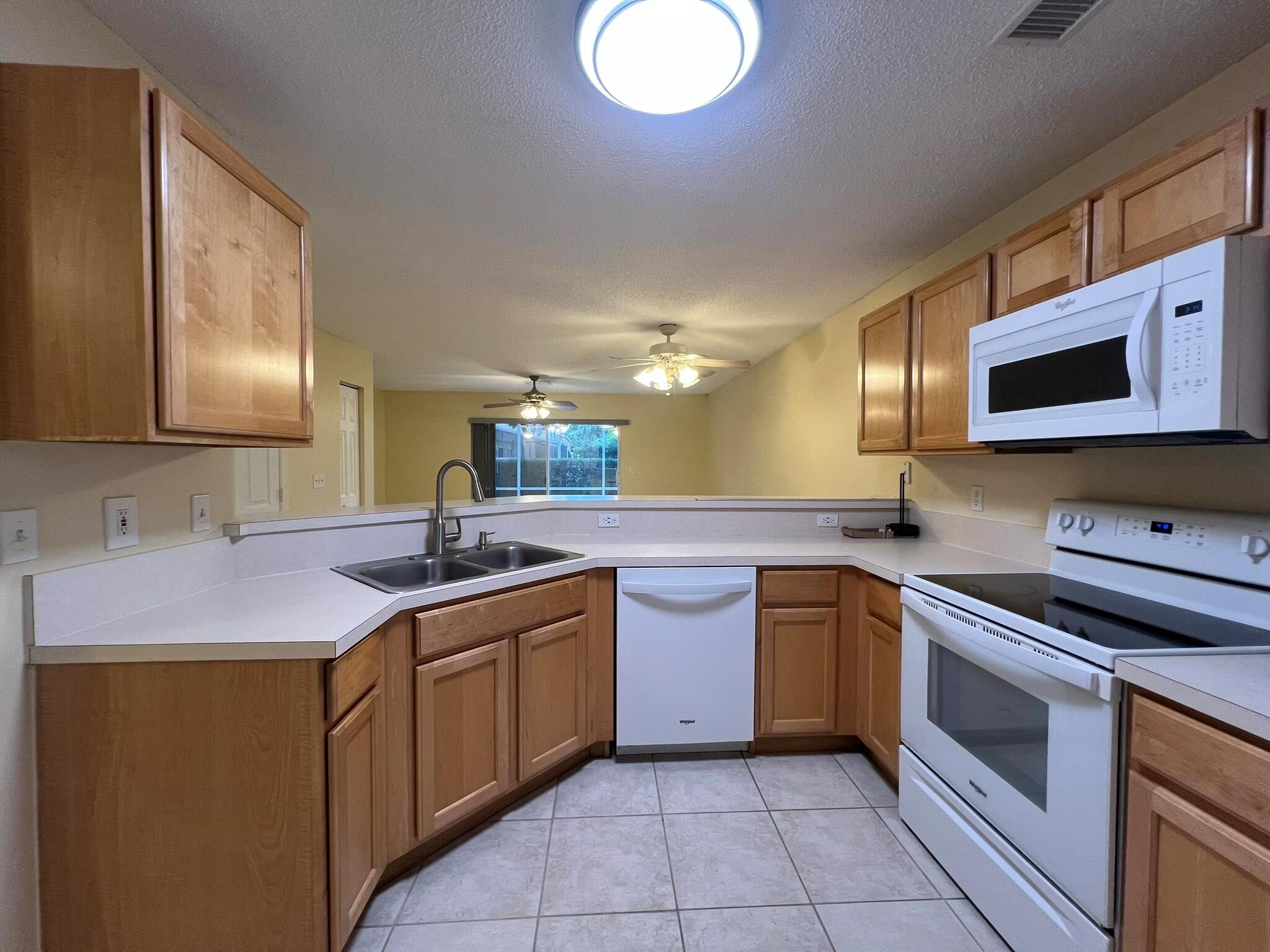 TIMBERWALK PUD - Residential Lease