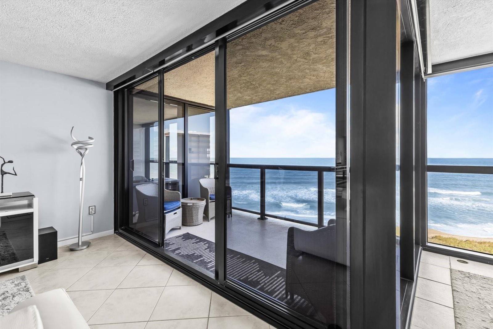 HUTCHINSON ISLAND CLUB - Residential