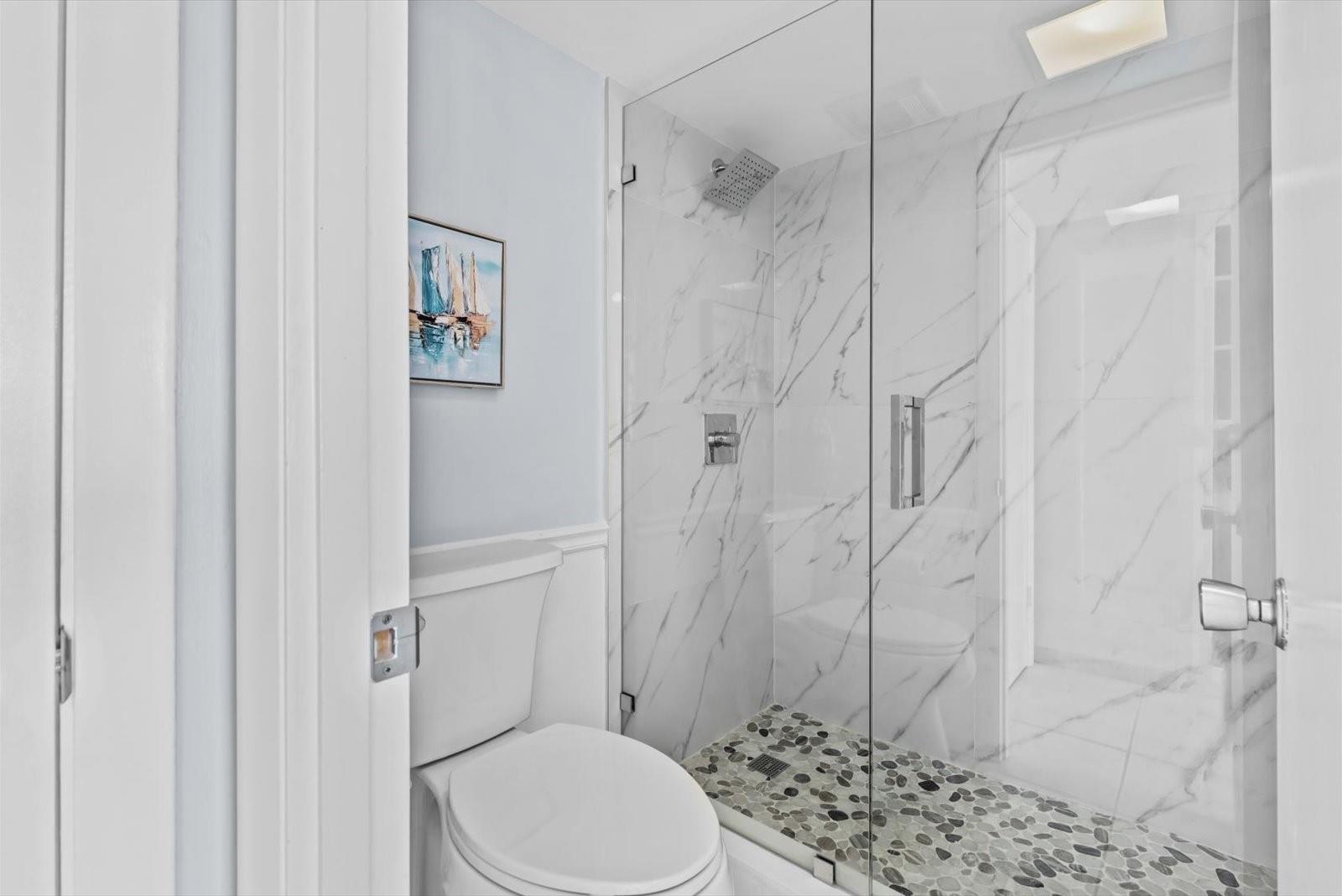 HUTCHINSON ISLAND CLUB - Residential