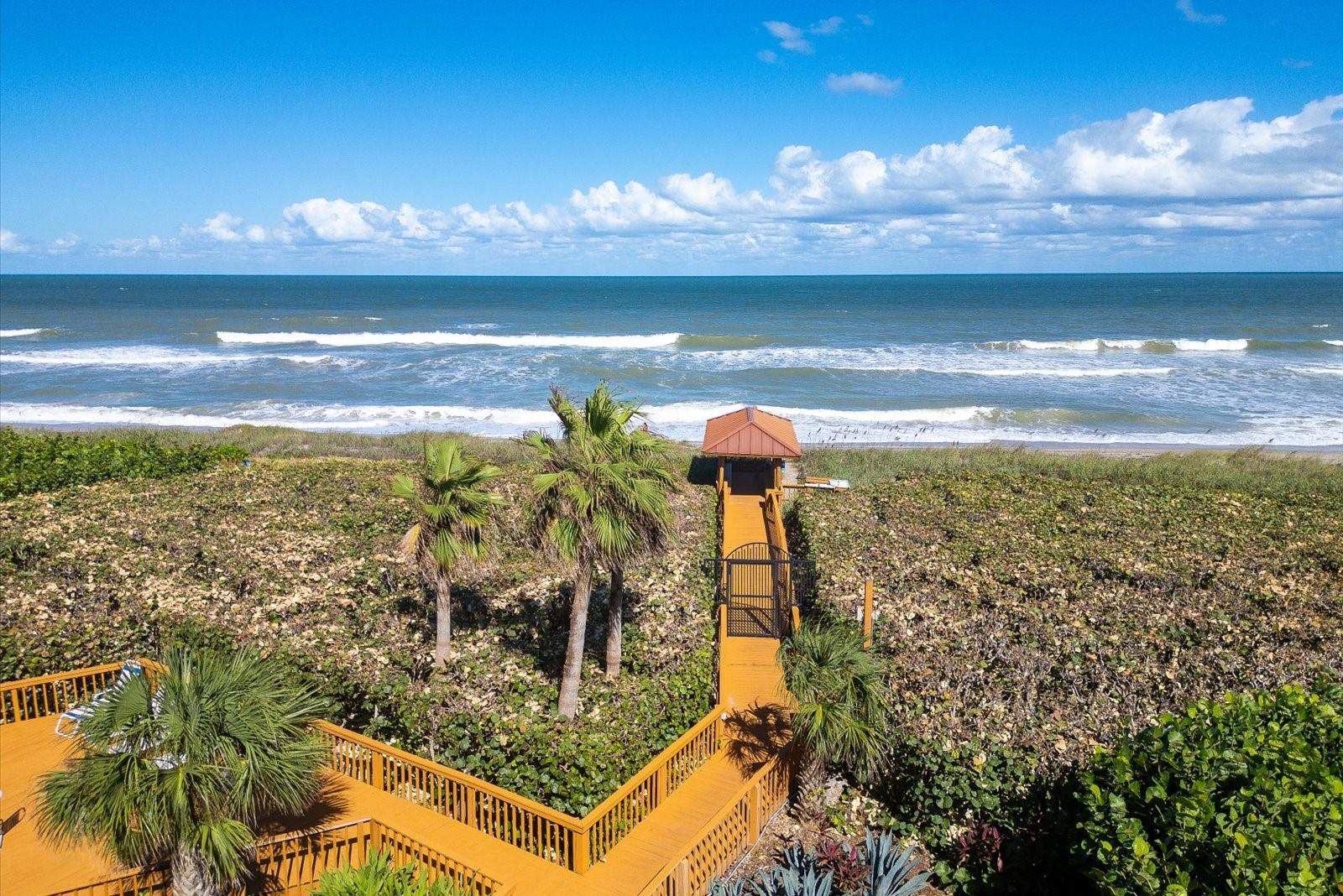 HUTCHINSON ISLAND CLUB - Residential