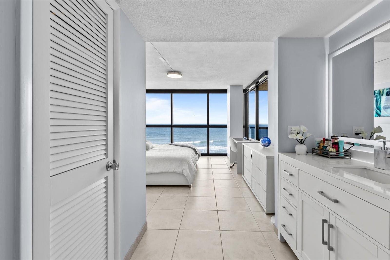 HUTCHINSON ISLAND CLUB - Residential