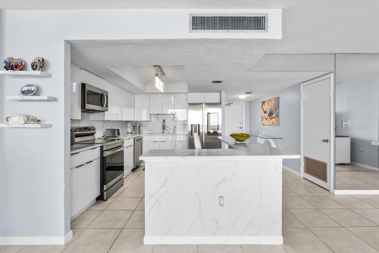 10410 S Ocean Dr 908