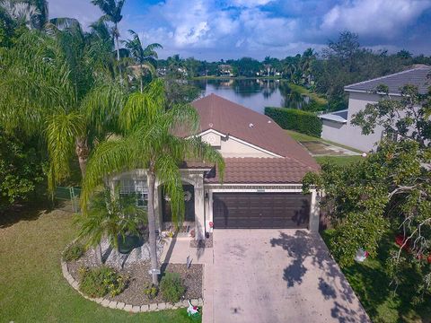 A home in Pembroke Pines