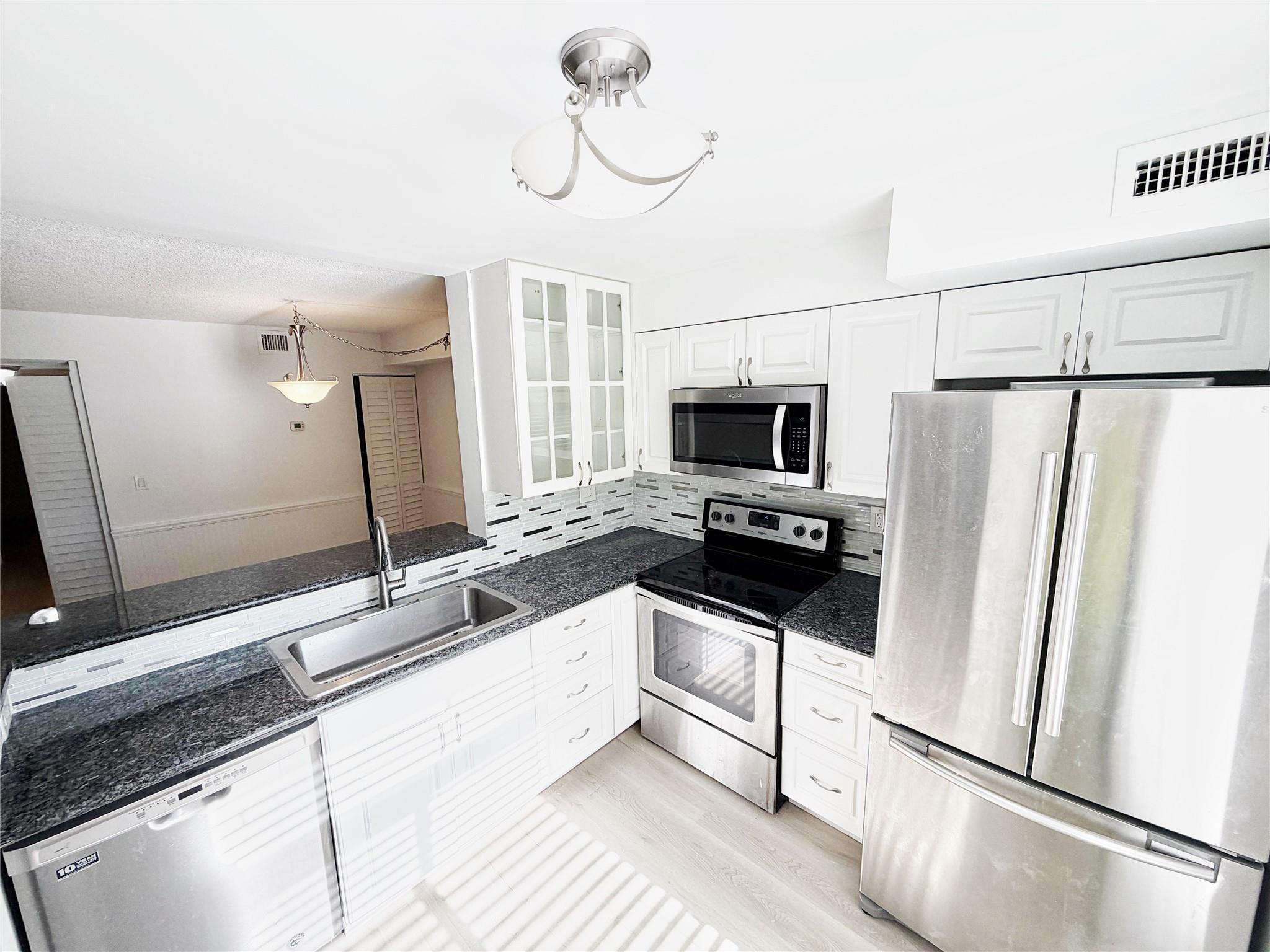 The Gardens North Eleven - Residential Lease