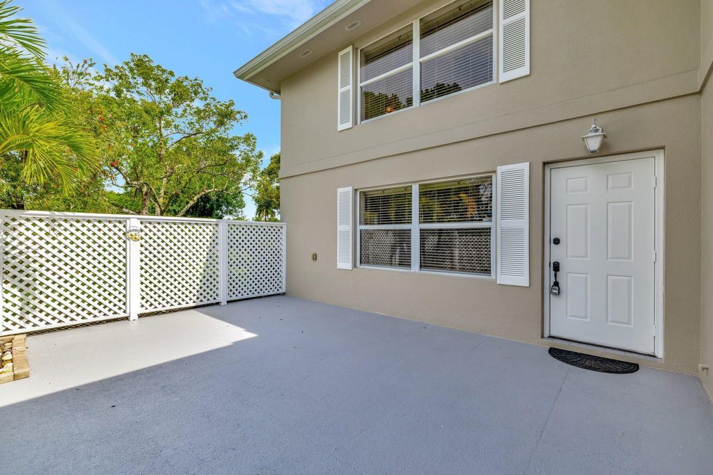 Photo of 2895 SW Lakemont Place, Palm City, FL 34990 (MLS # R11095632)