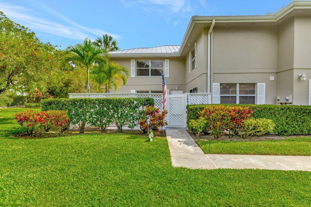 Photo of 2895 SW Lakemont Place, Palm City, FL 34990 (MLS # R11095632)