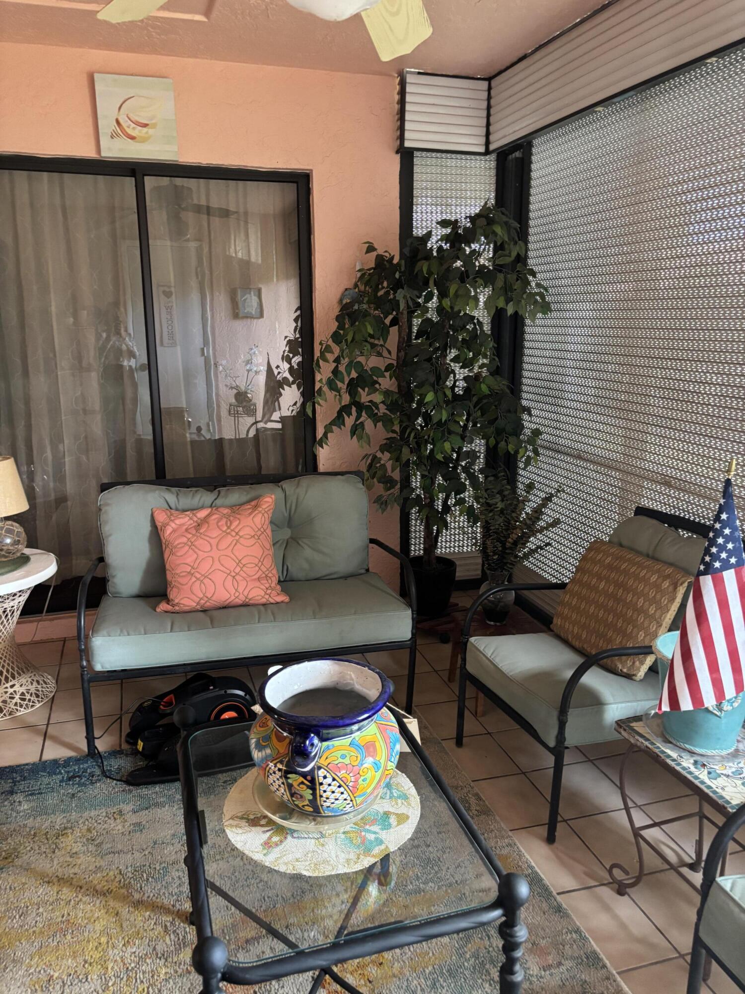 PELICAN POINTE CONDO - Residential