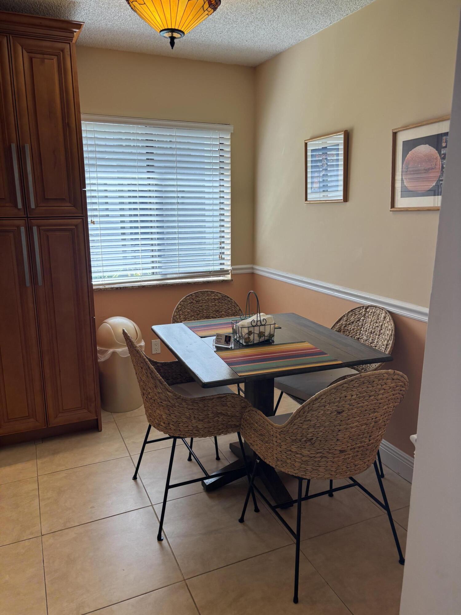 PELICAN POINTE CONDO - Residential