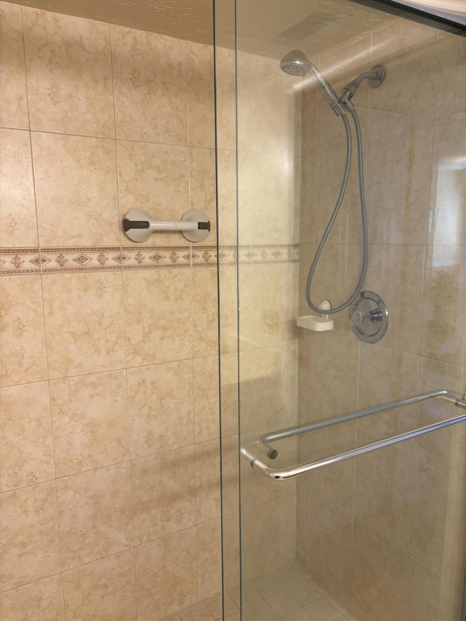 PELICAN POINTE CONDO - Residential