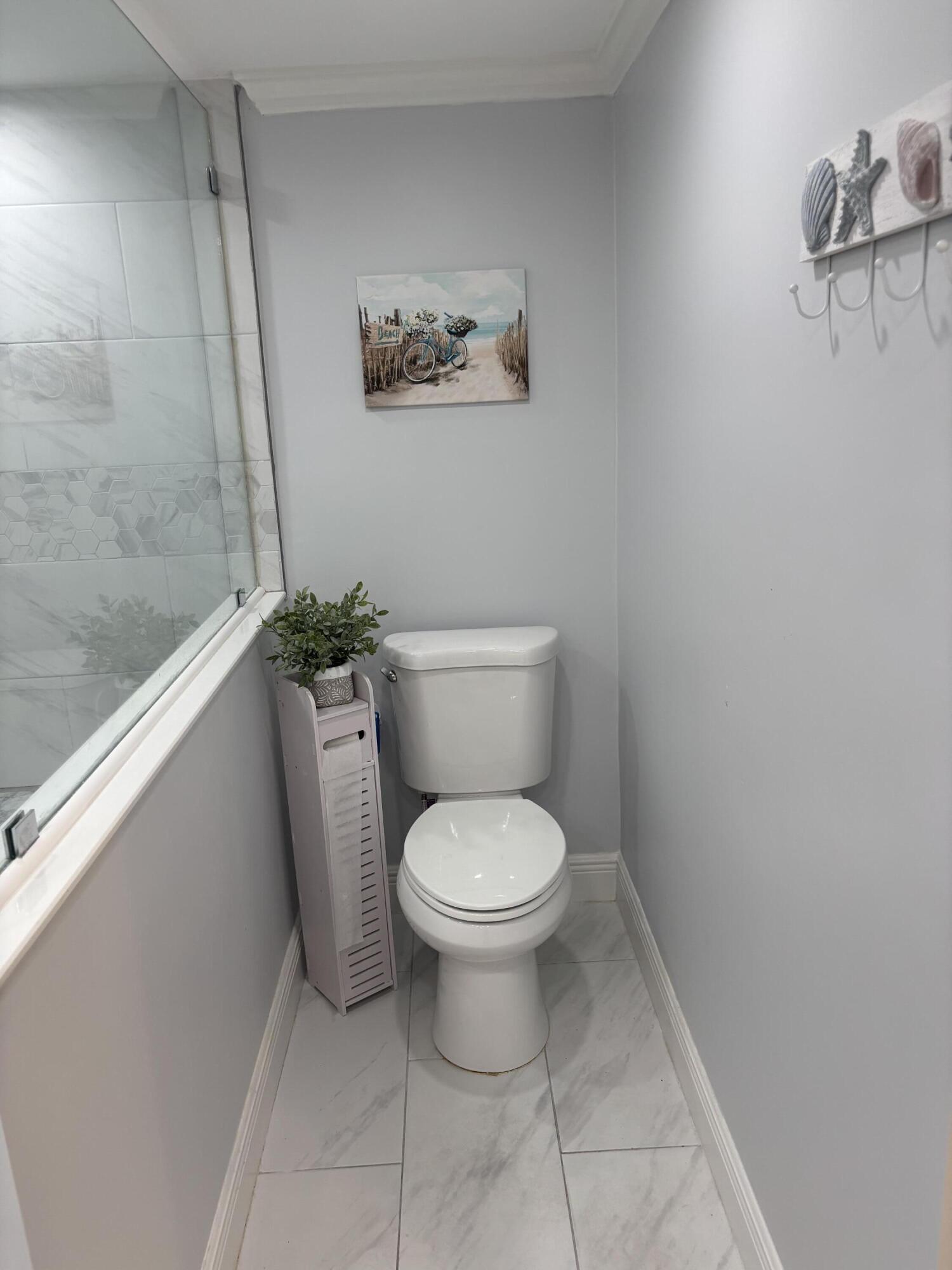 PELICAN POINTE CONDO - Residential