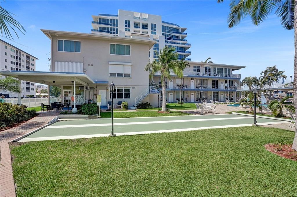 Holiday Isle Yacht Club - Residential