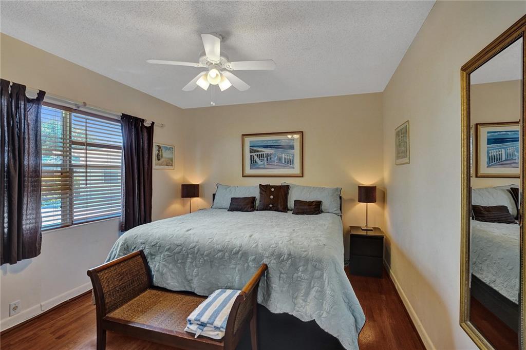 Holiday Isle Yacht Club - Residential