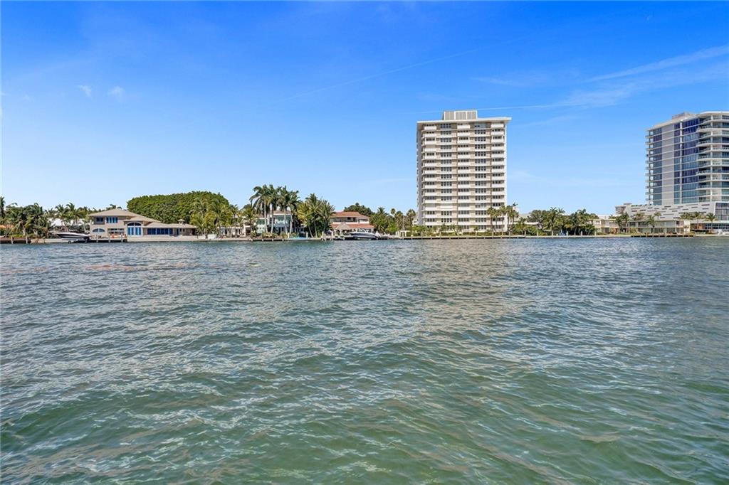 Holiday Isle Yacht Club - Residential