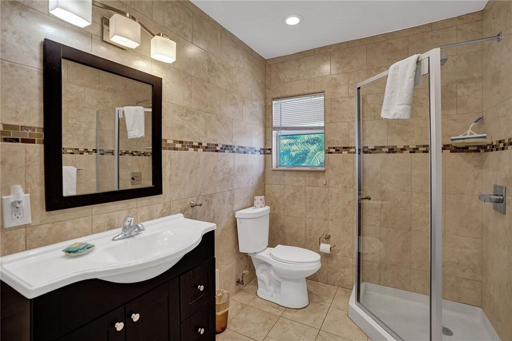 Holiday Isle Yacht Club - Residential