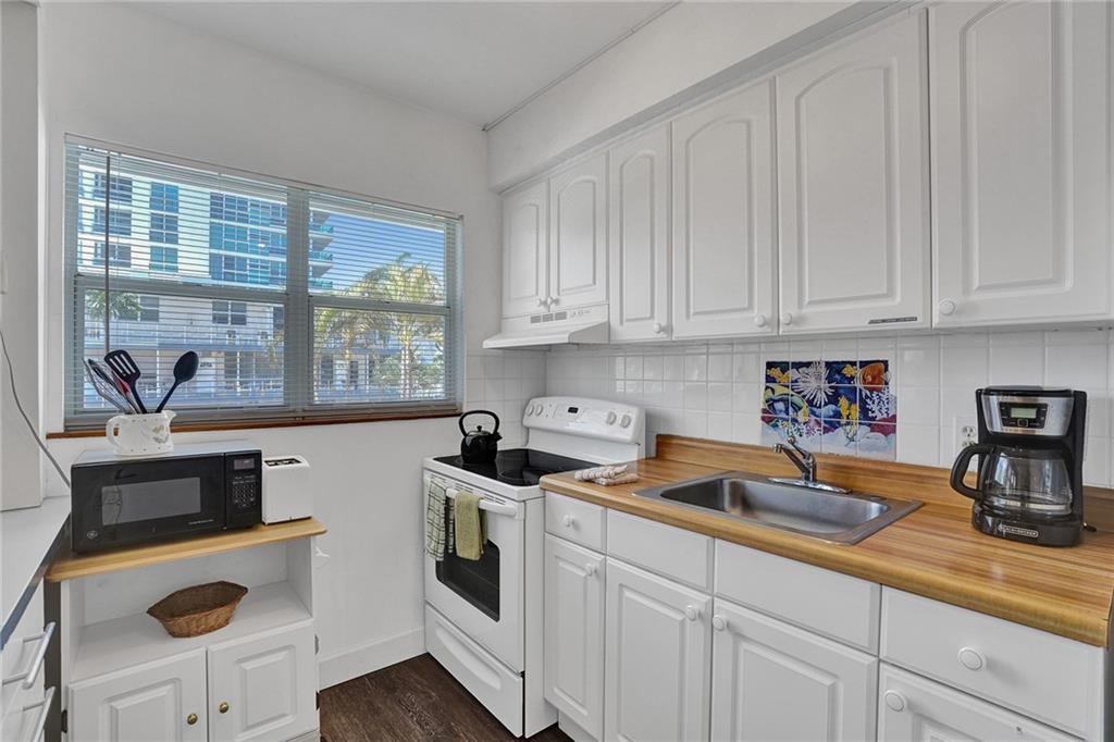 Holiday Isle Yacht Club - Residential