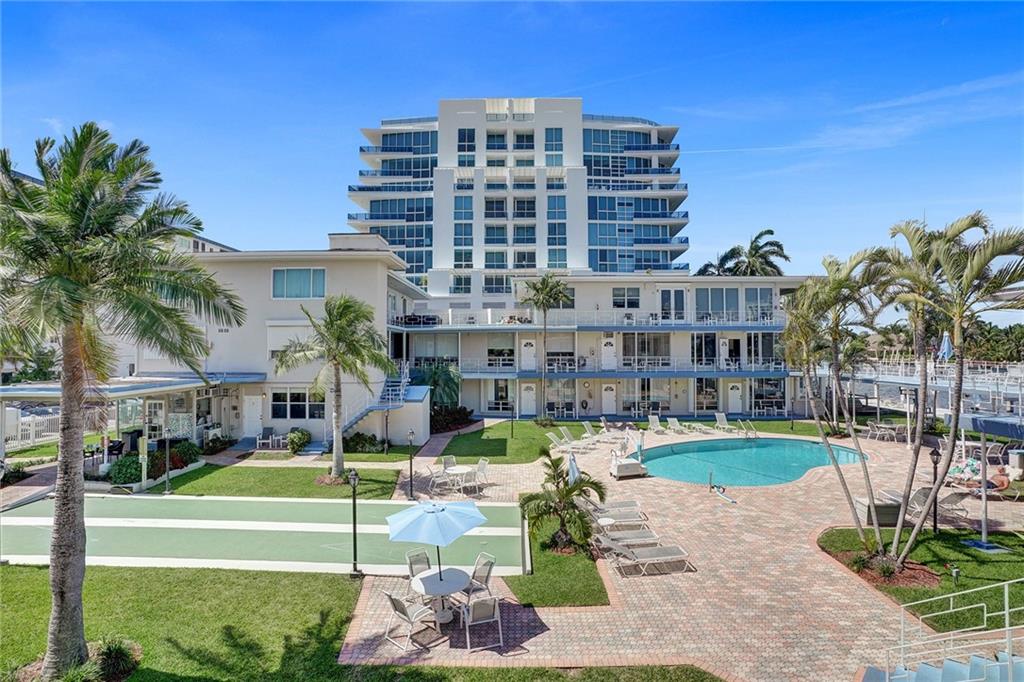 Holiday Isle Yacht Club - Residential