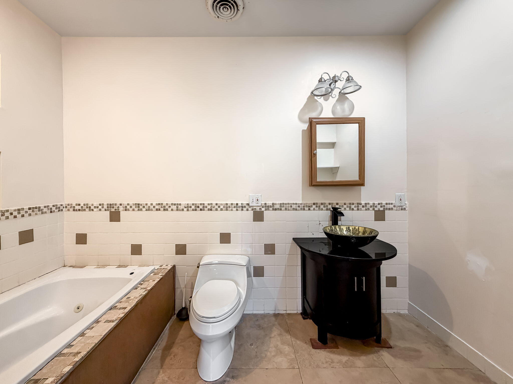 NORTHWOOD ADD - Residential Income