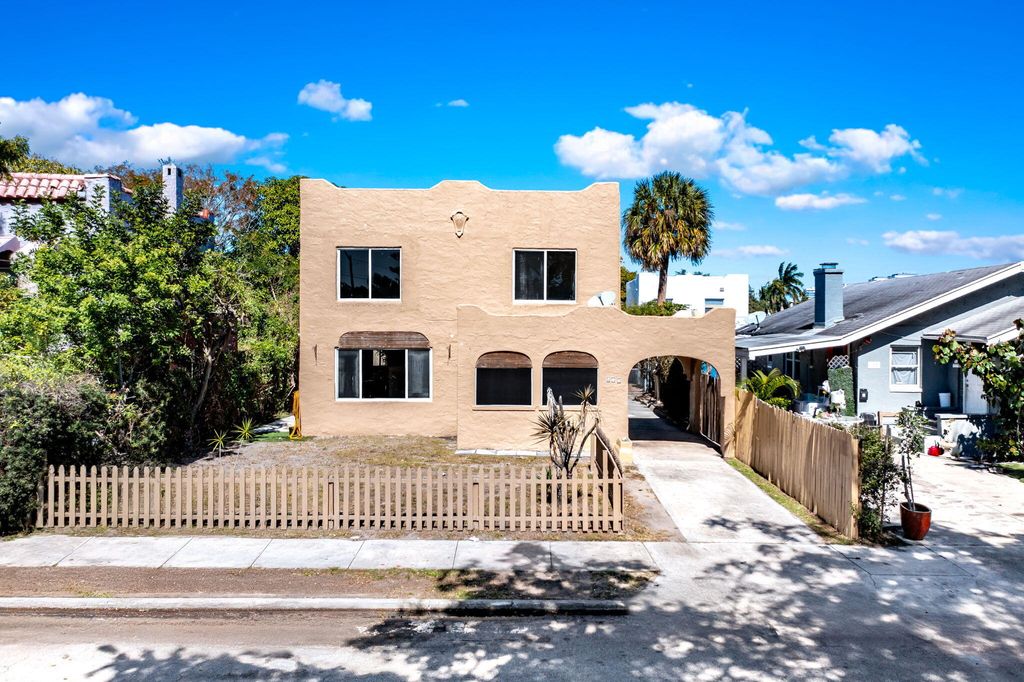 Photo of 619 30th Street, West Palm Beach, FL 33407 (MLS # R11164590)