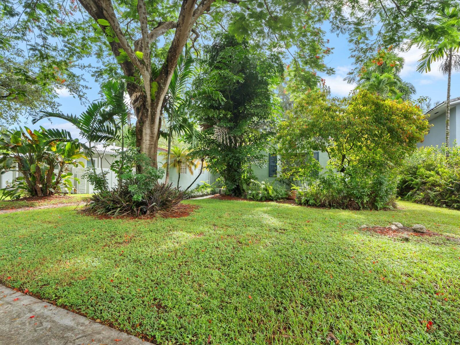 125 South Drive