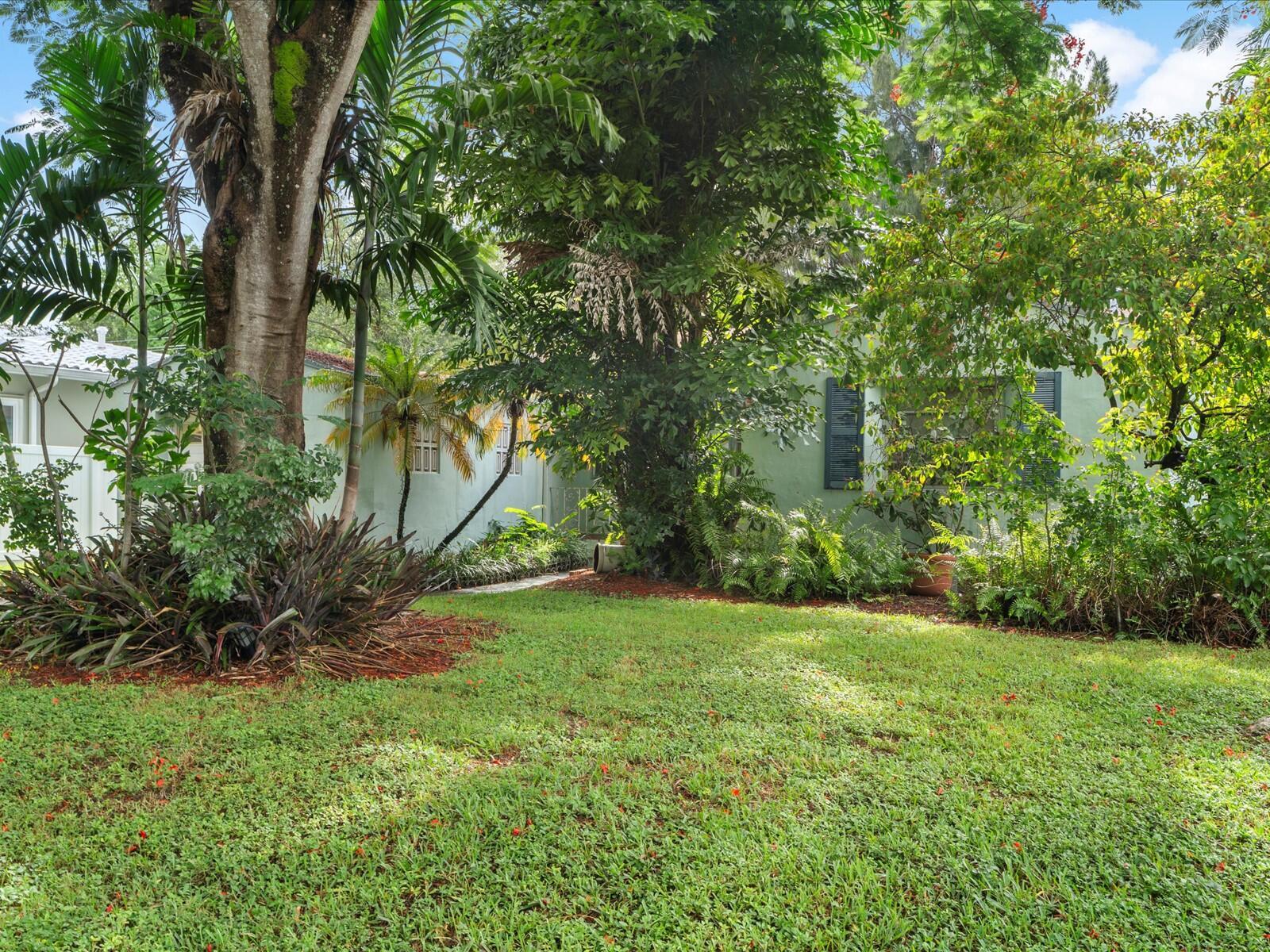 125 South Drive