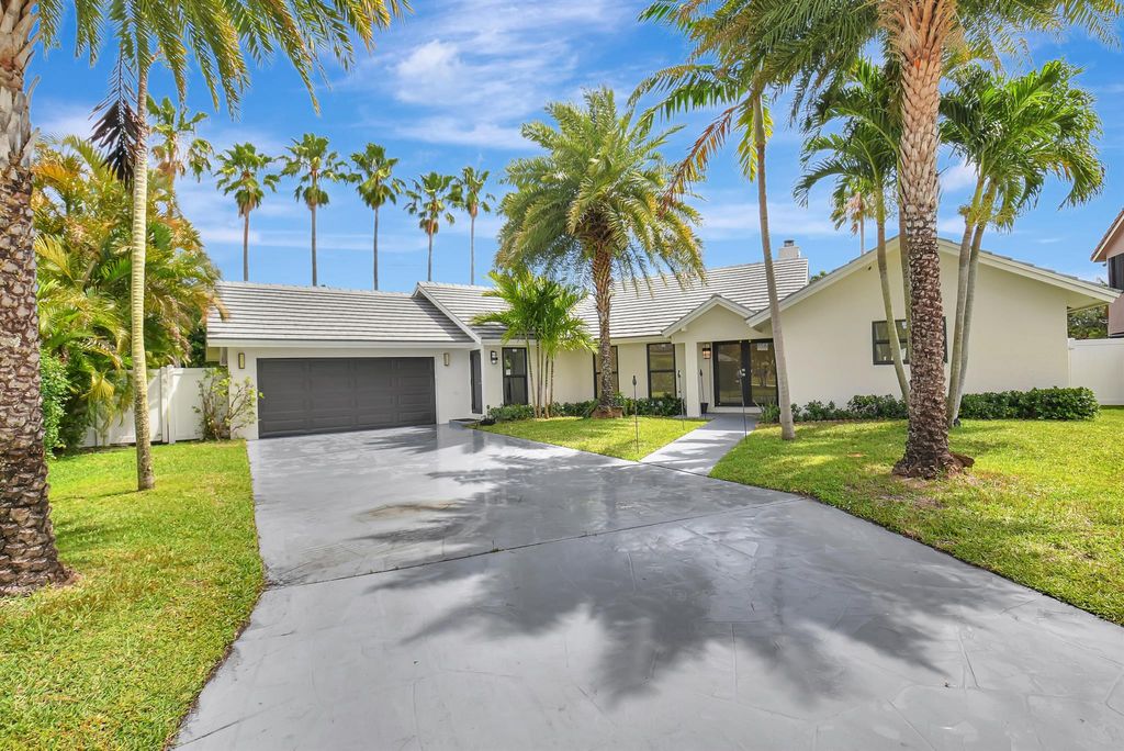 Photo of 5535 Wind Drift Lane, Boca Raton, FL 33433 (MLS # R11092811)