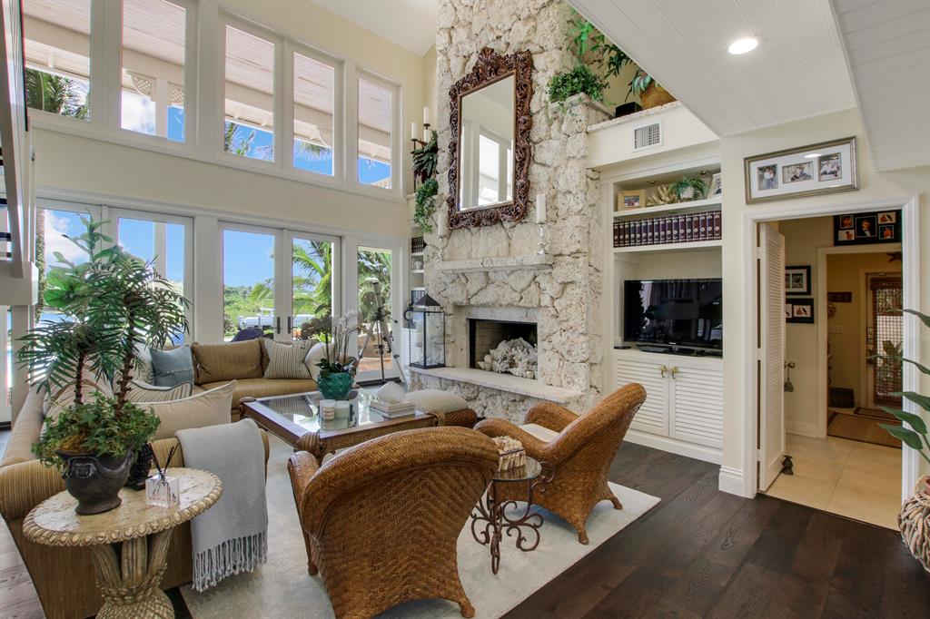 INDIAN HILLS - Residential