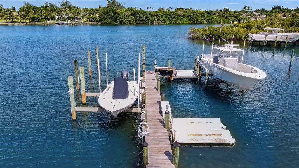 INDIAN HILLS - Residential