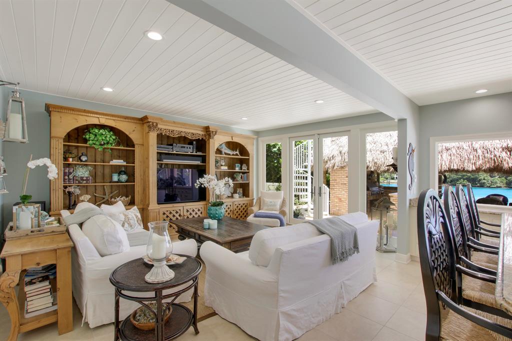 INDIAN HILLS - Residential