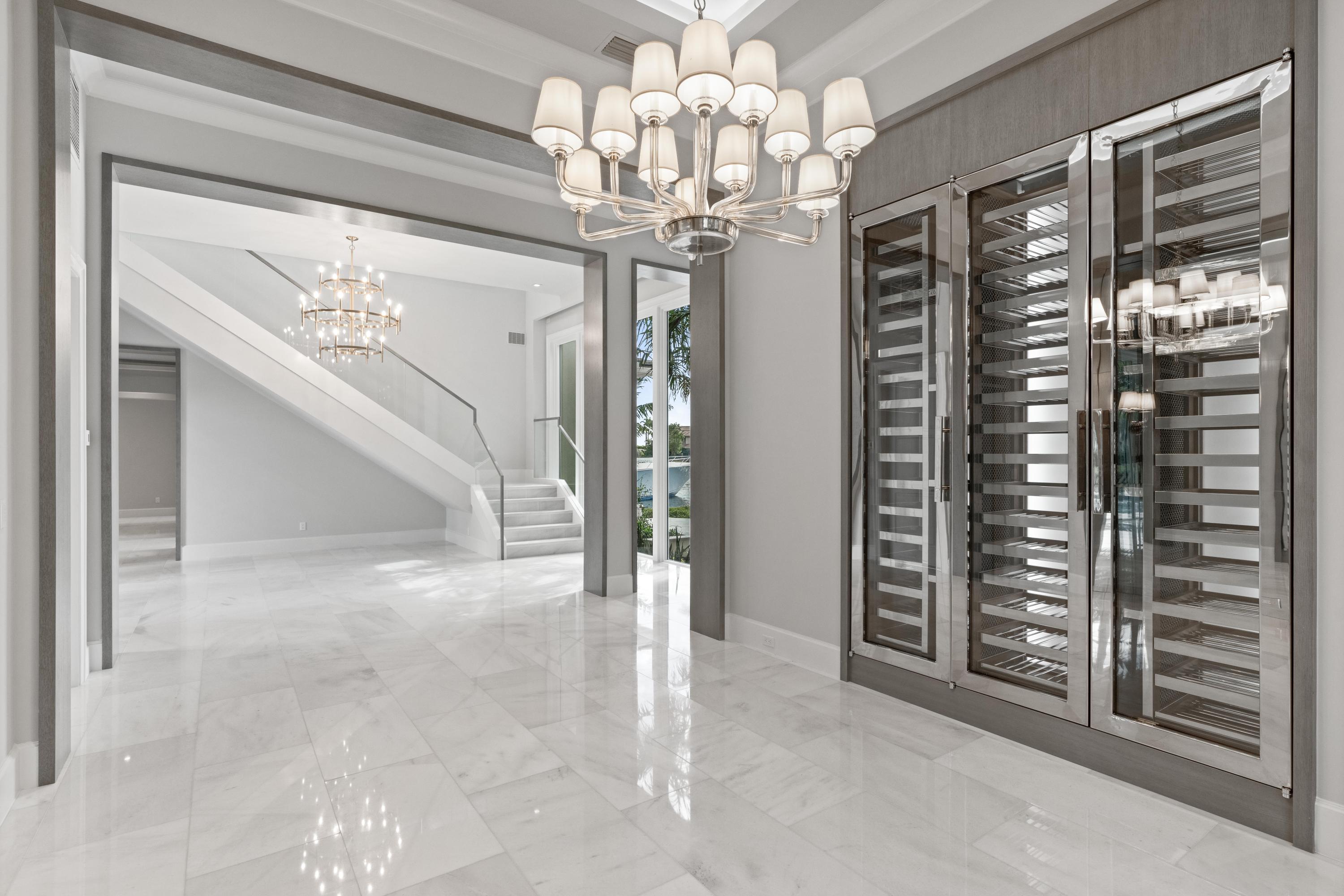 ADMIRALS COVE - Residential