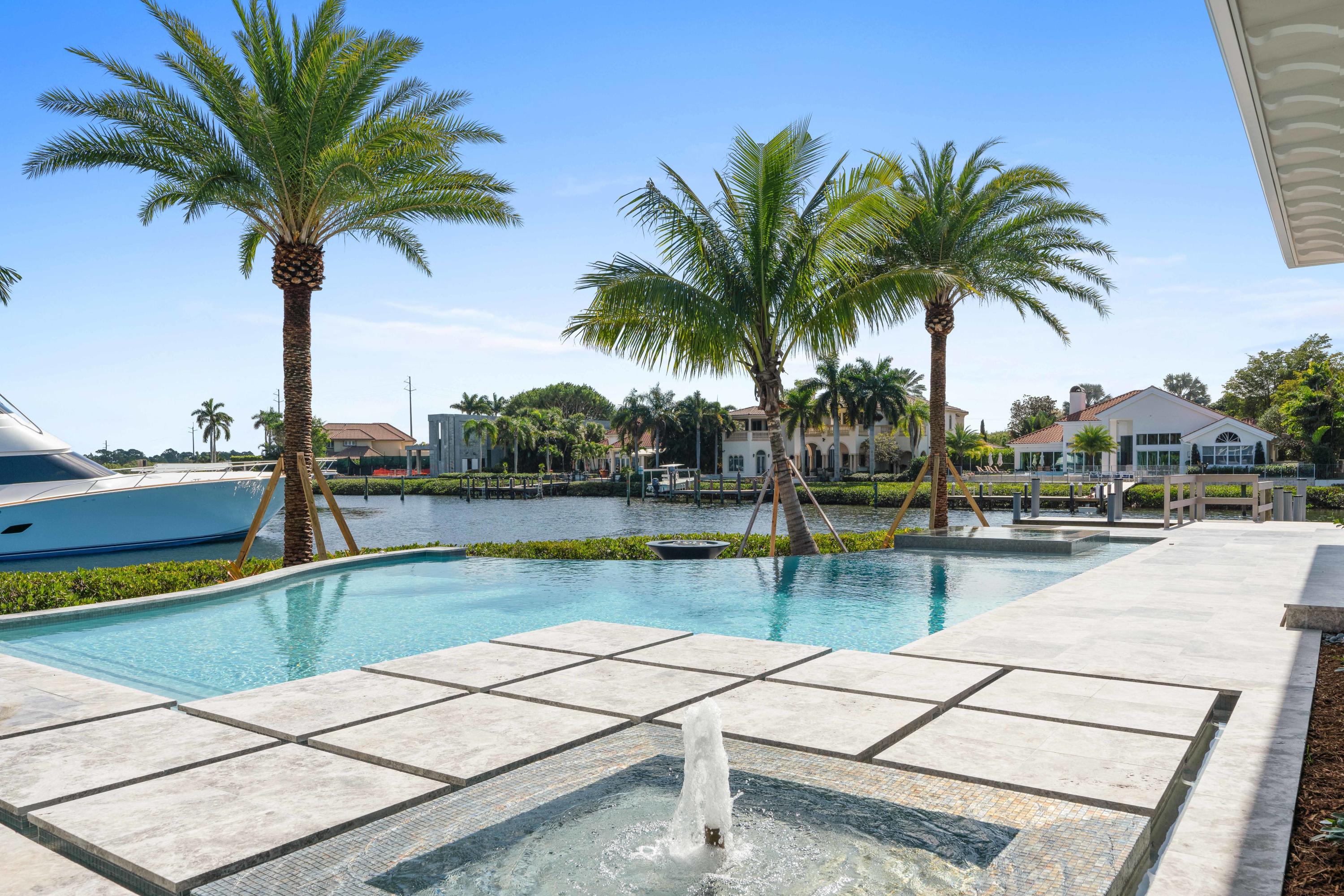 ADMIRALS COVE - Residential