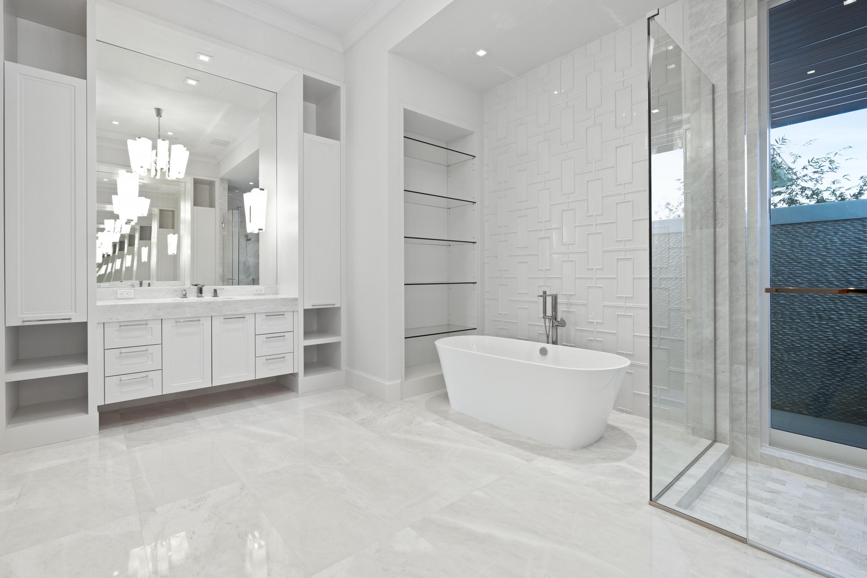 ADMIRALS COVE - Residential