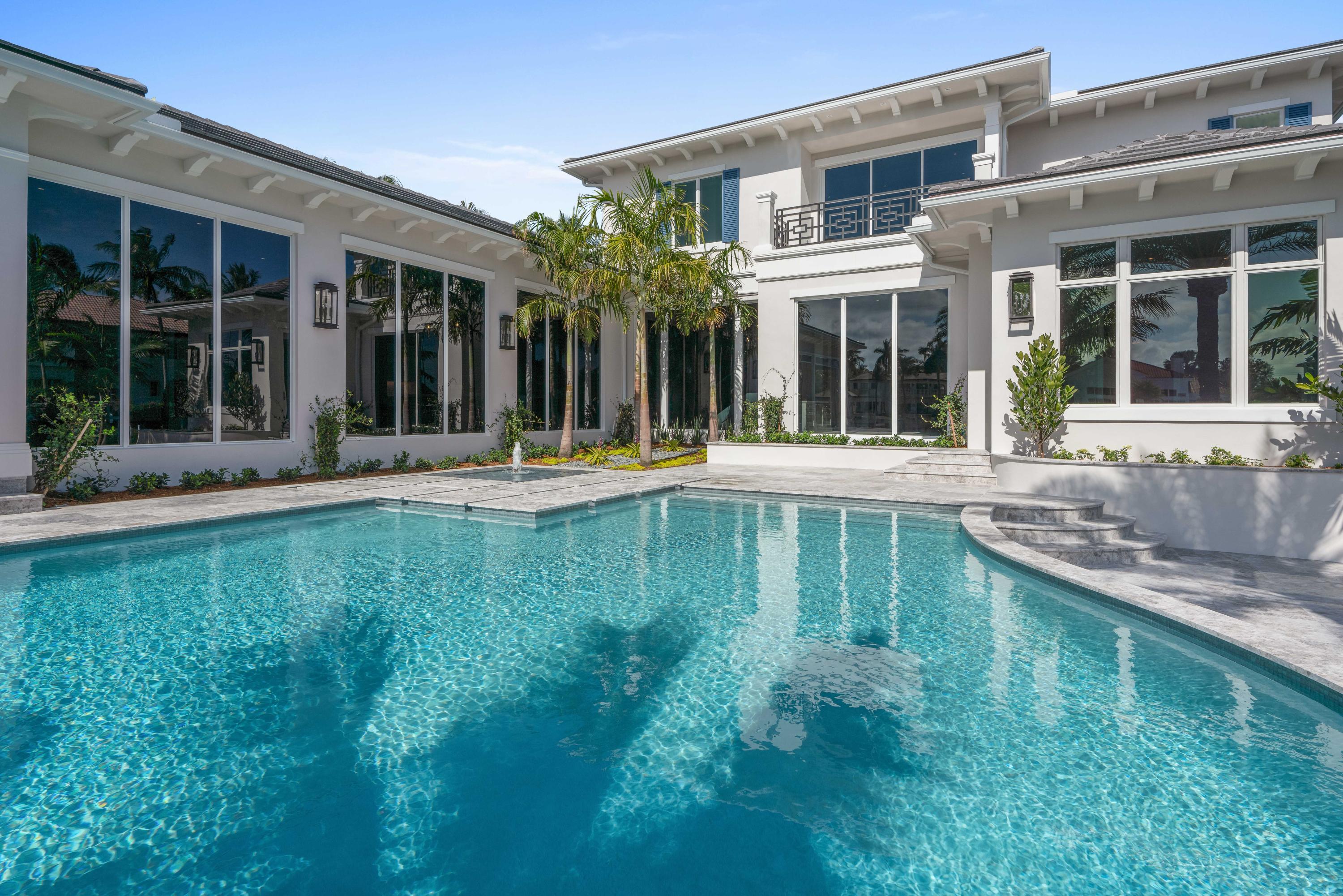 ADMIRALS COVE - Residential