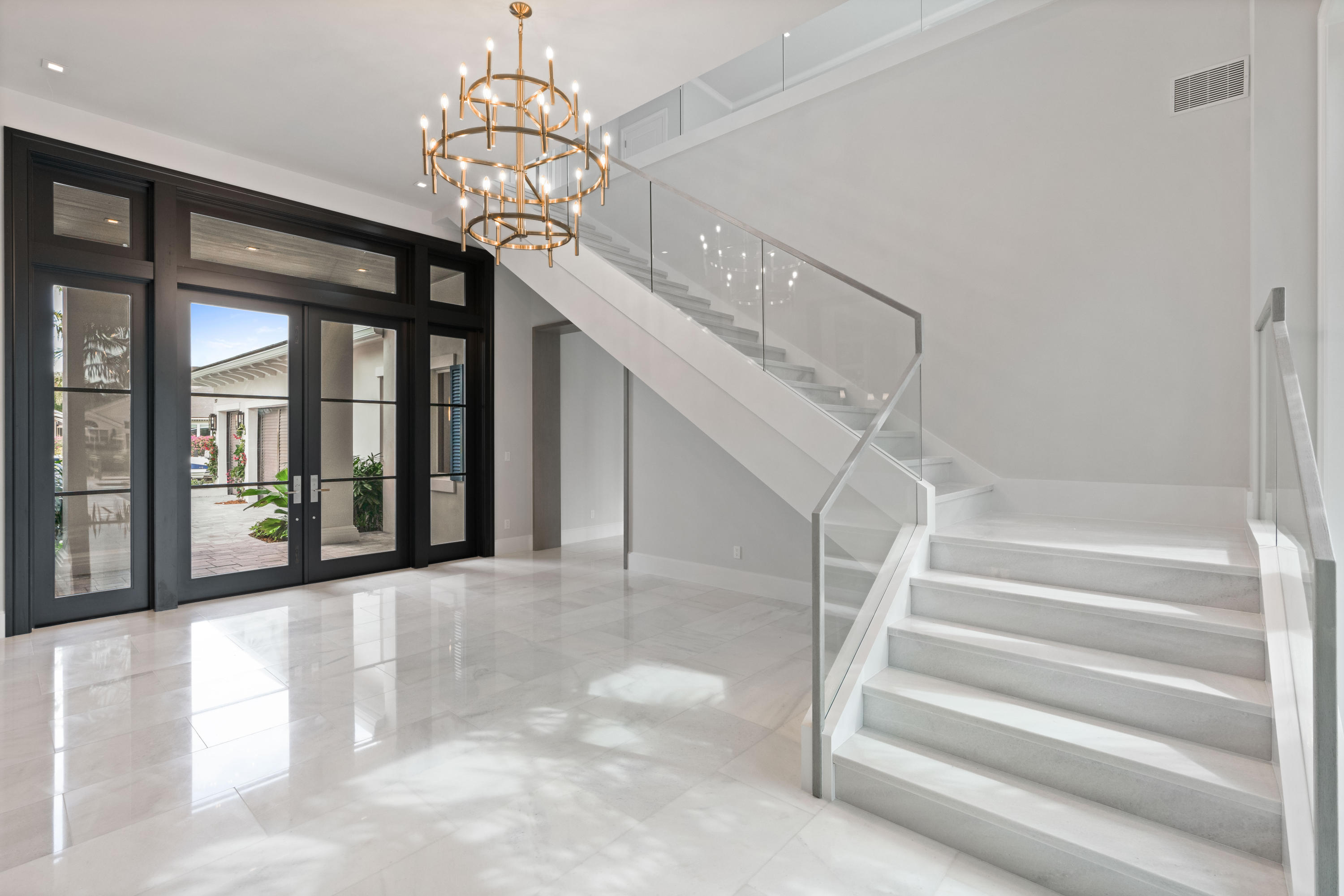 ADMIRALS COVE - Residential