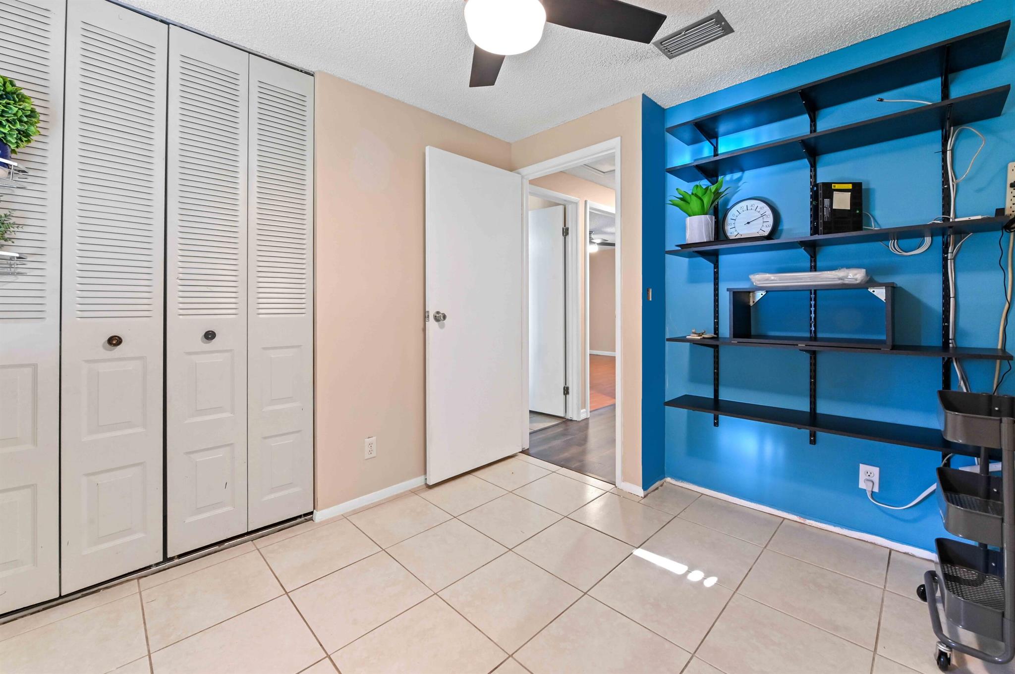 COUNTERPOINT ESTATES - Residential