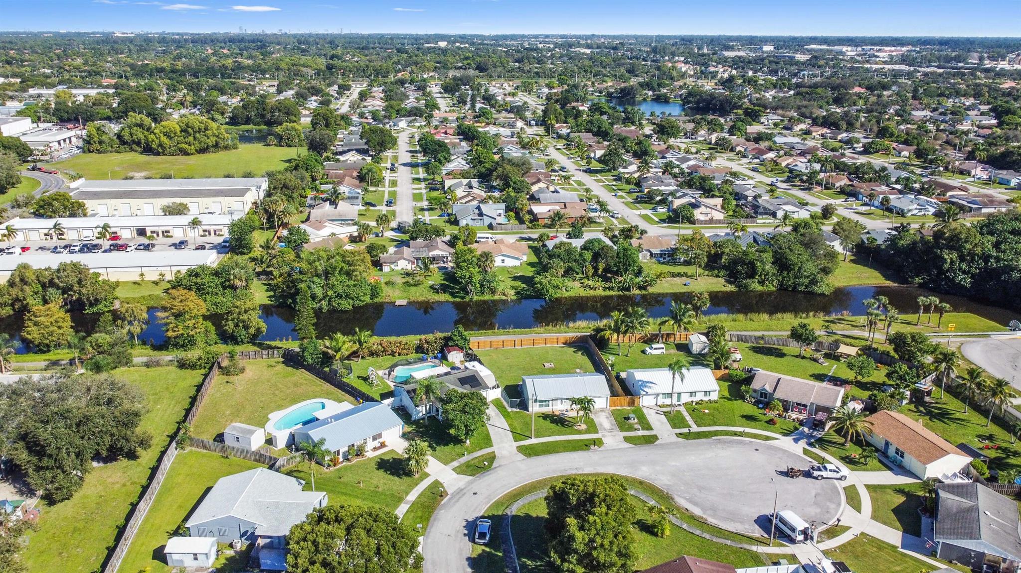 COUNTERPOINT ESTATES - Residential