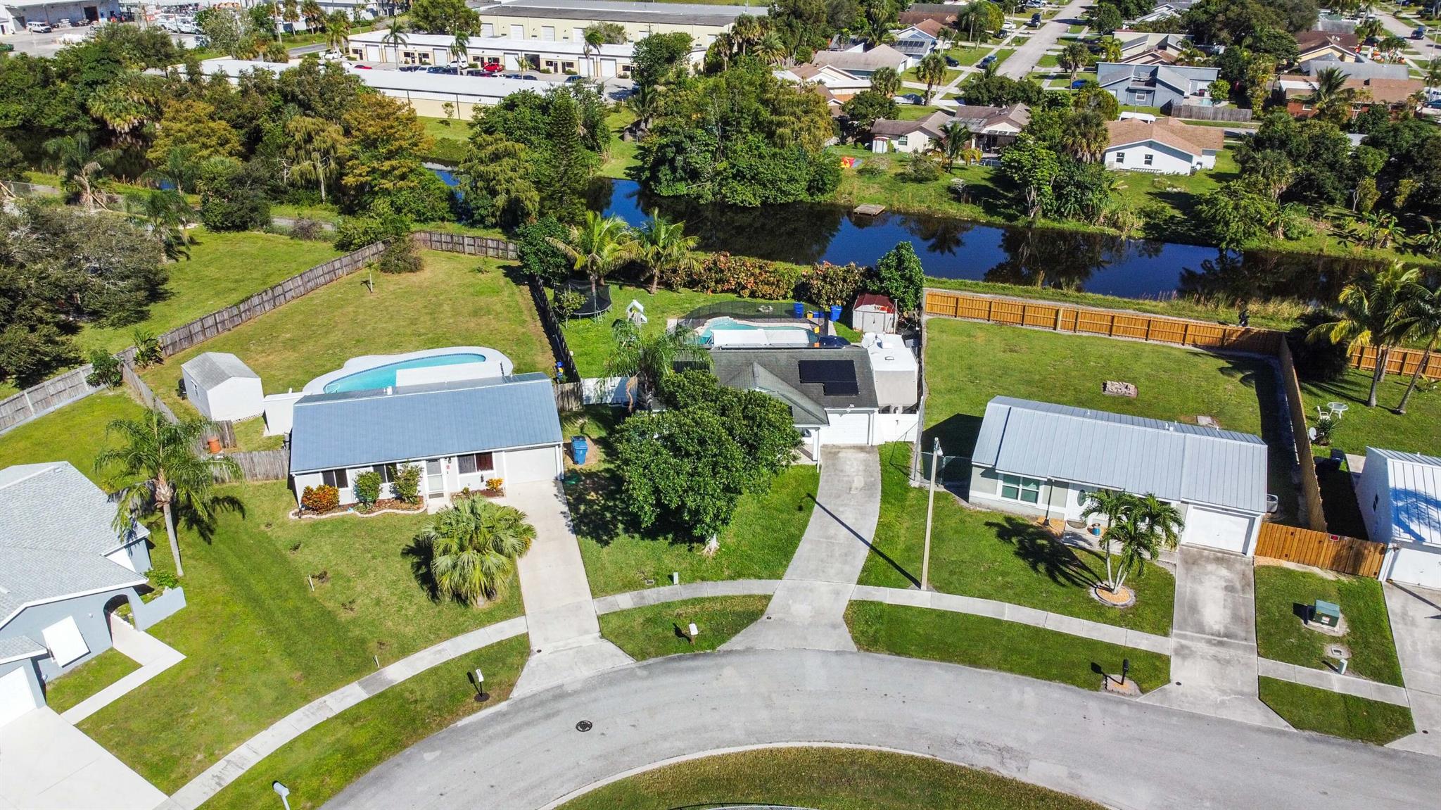 COUNTERPOINT ESTATES - Residential