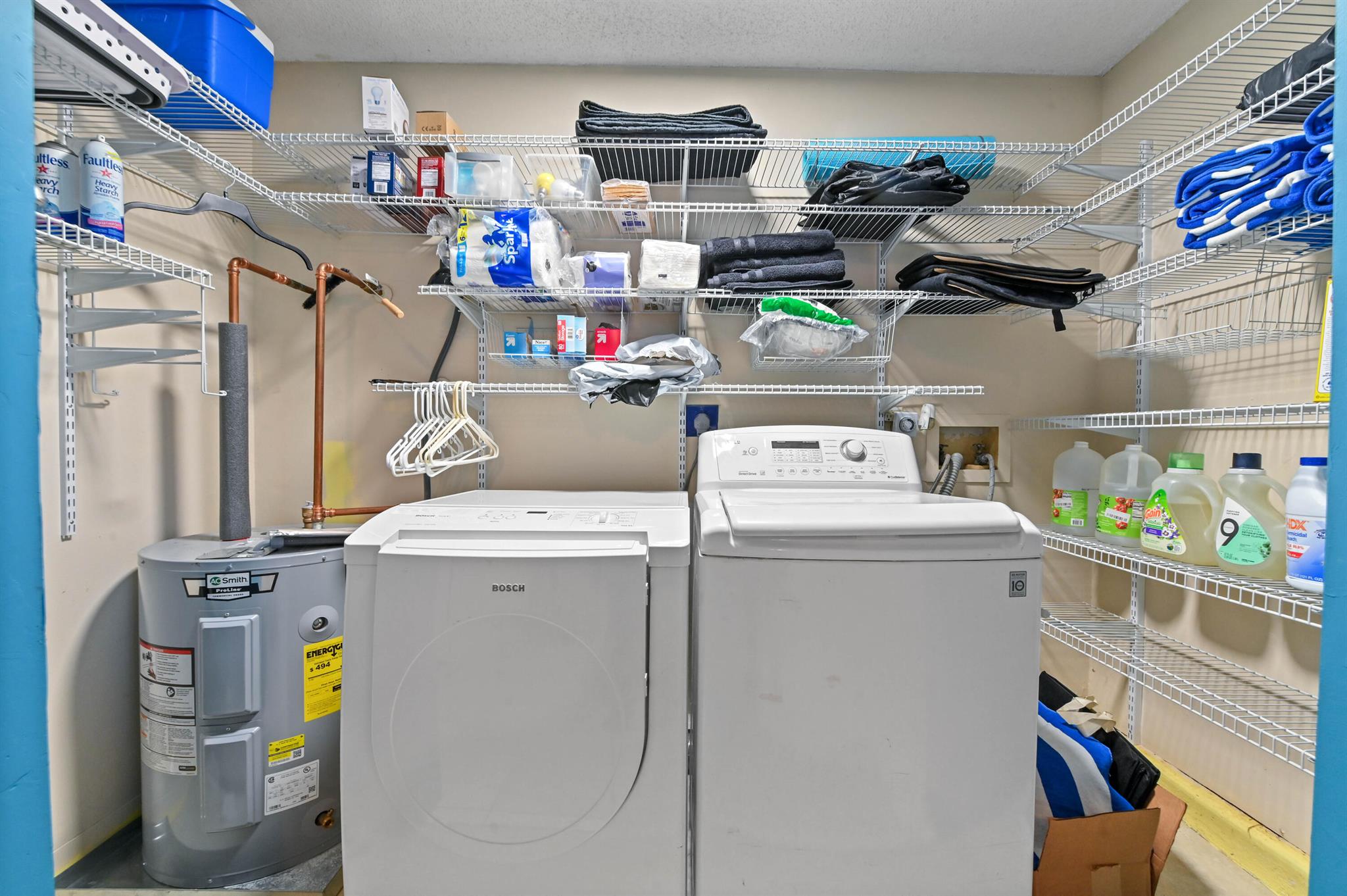 COUNTERPOINT ESTATES - Residential