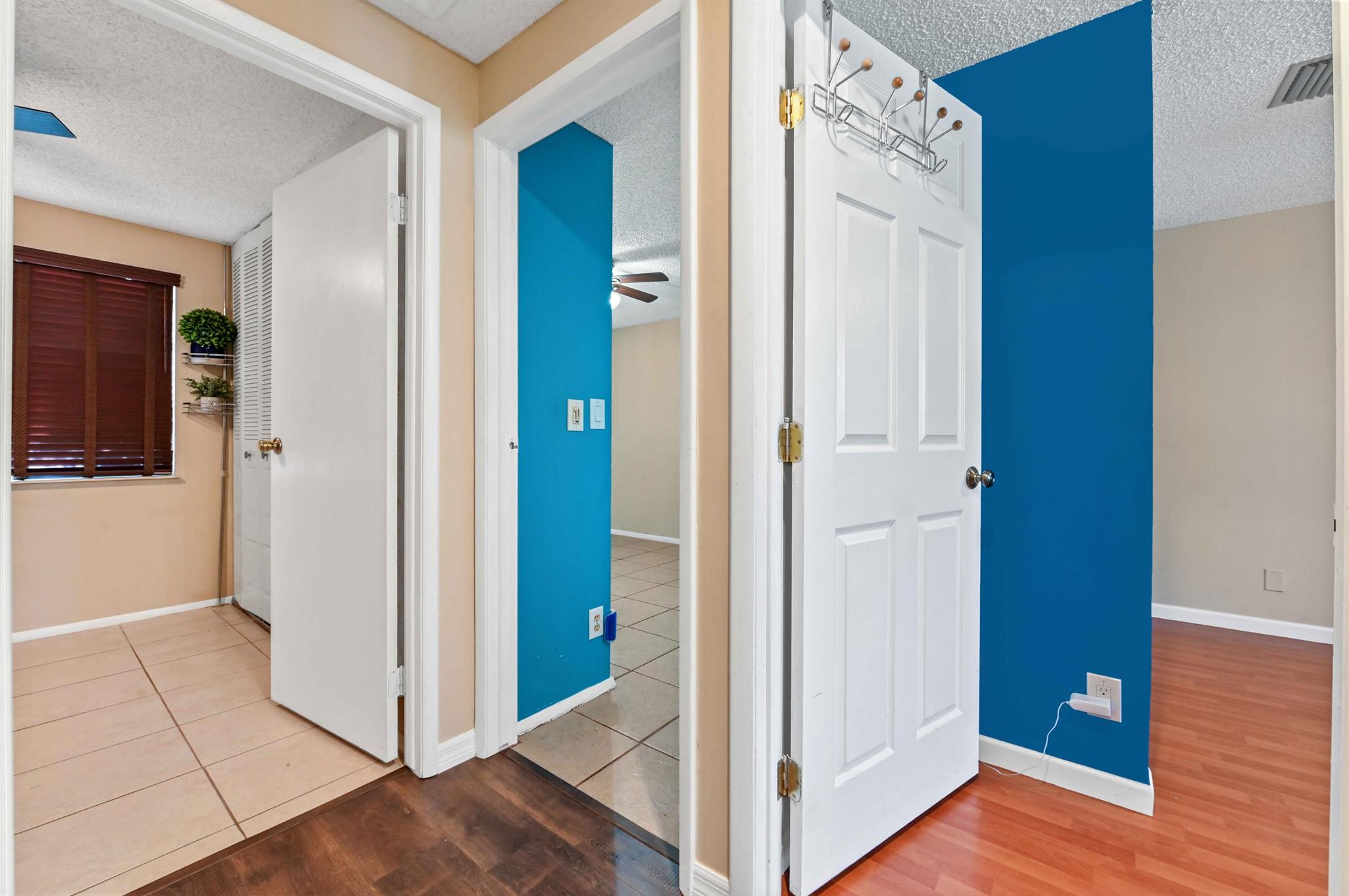 COUNTERPOINT ESTATES - Residential