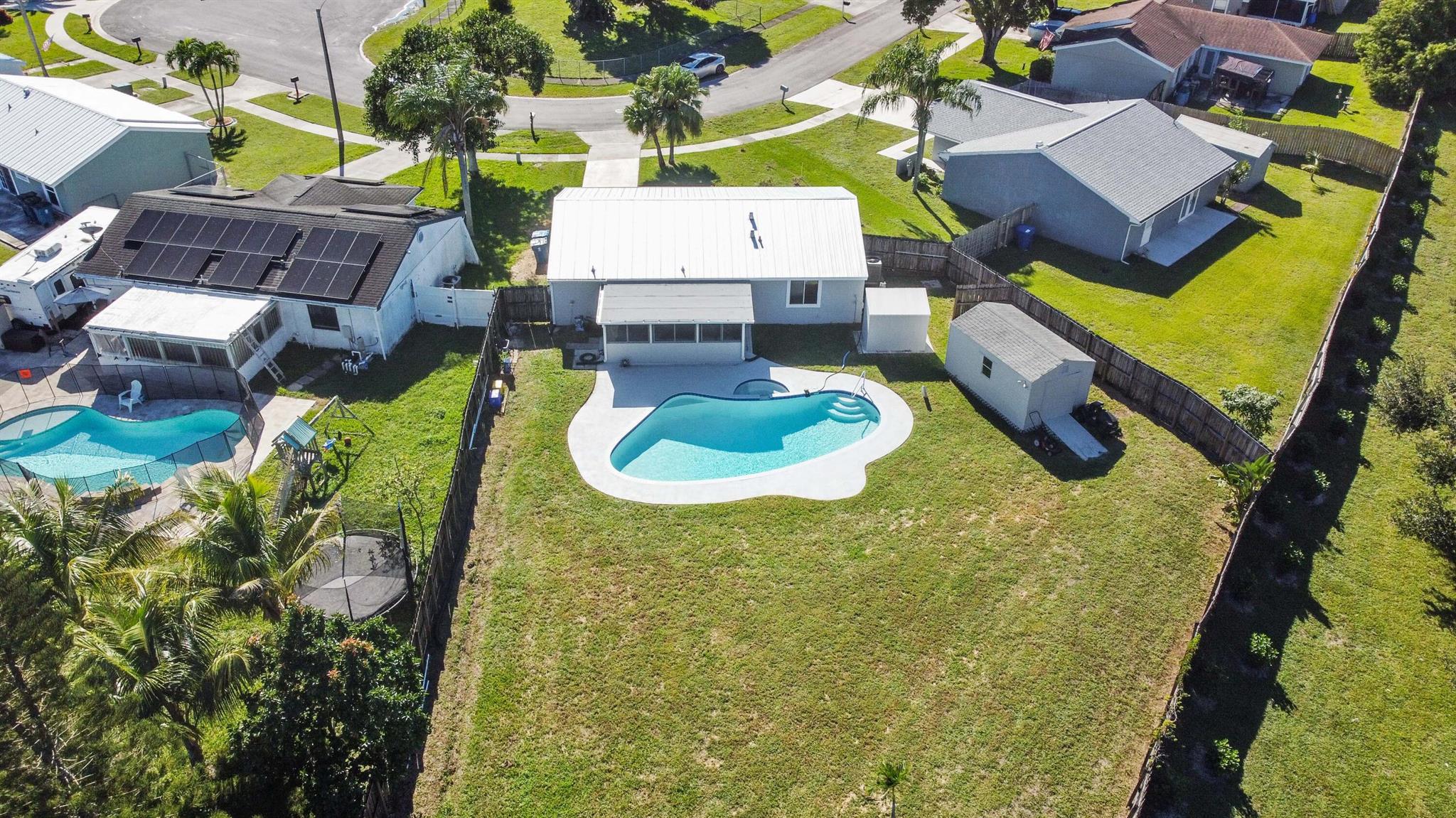 COUNTERPOINT ESTATES - Residential