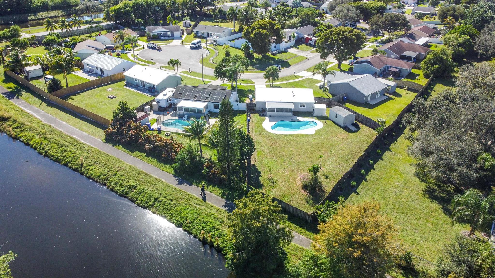 COUNTERPOINT ESTATES - Residential