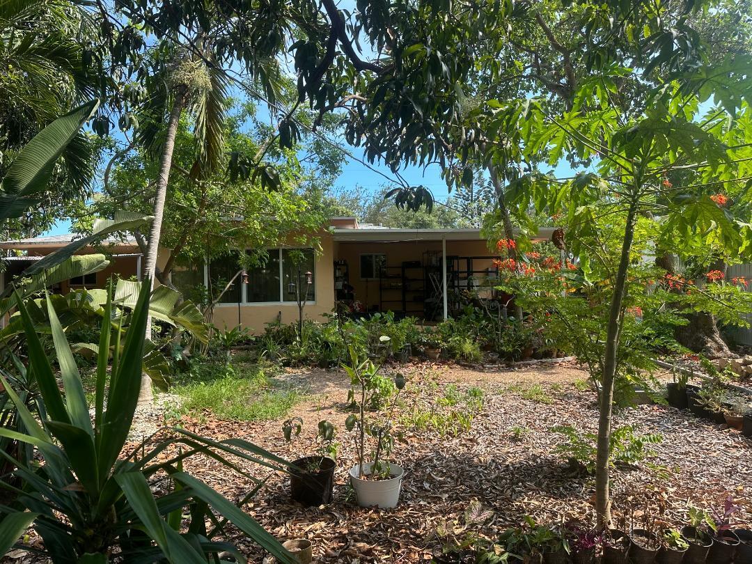 HILLSIDE - Residential
