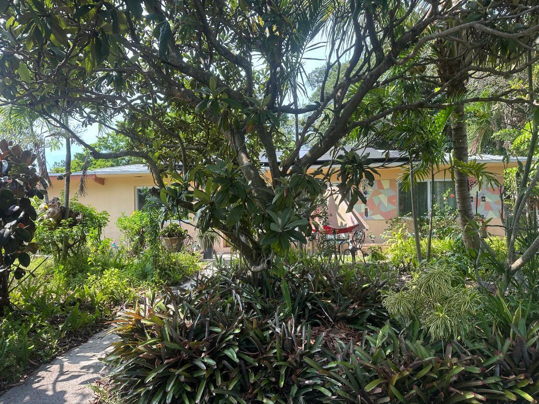 HILLSIDE - Residential