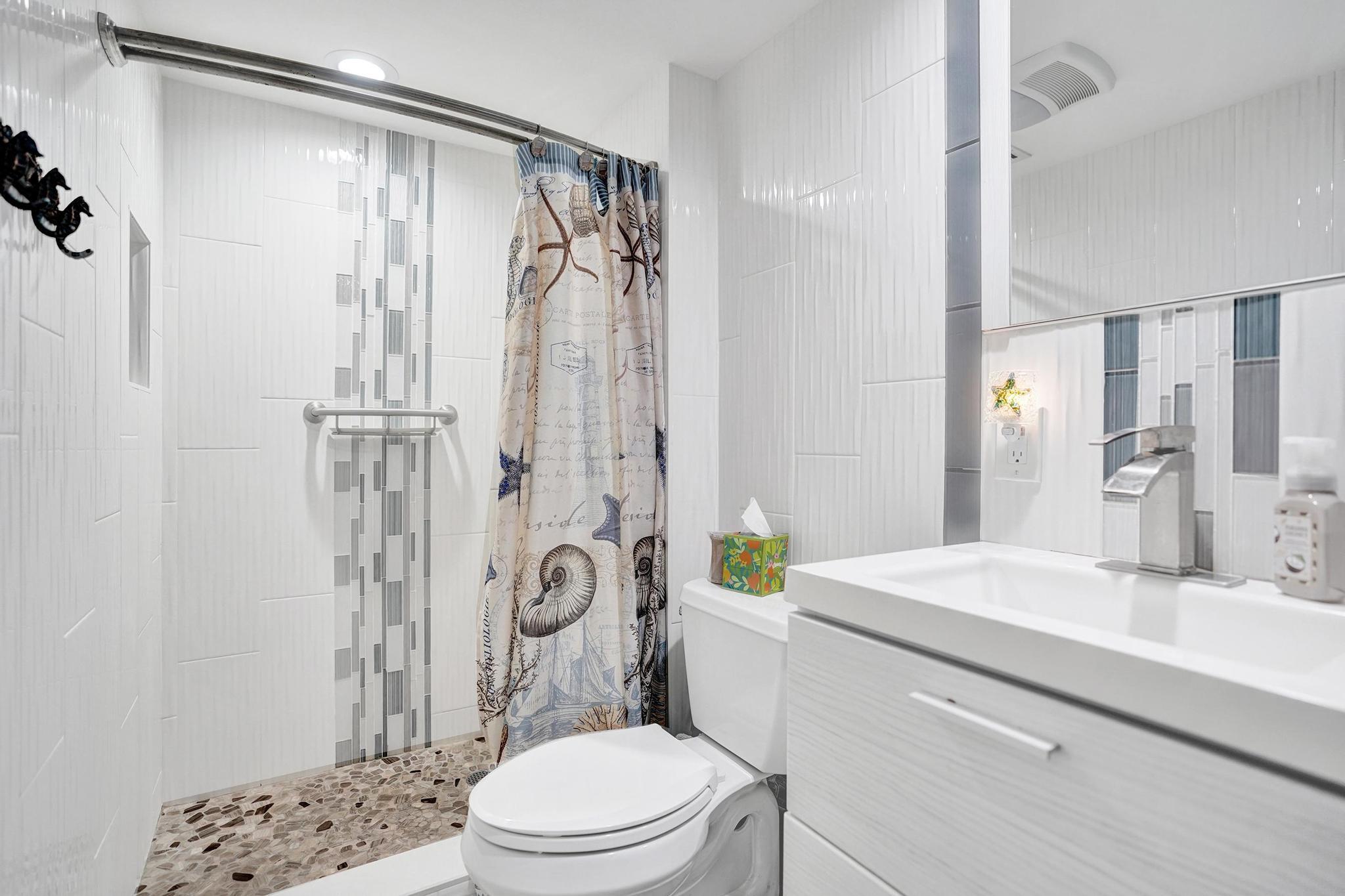 KINGS POINT PIEDMONT CONDOS - Residential