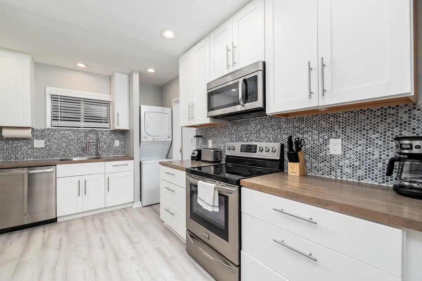 WILTON MANORS - Residential