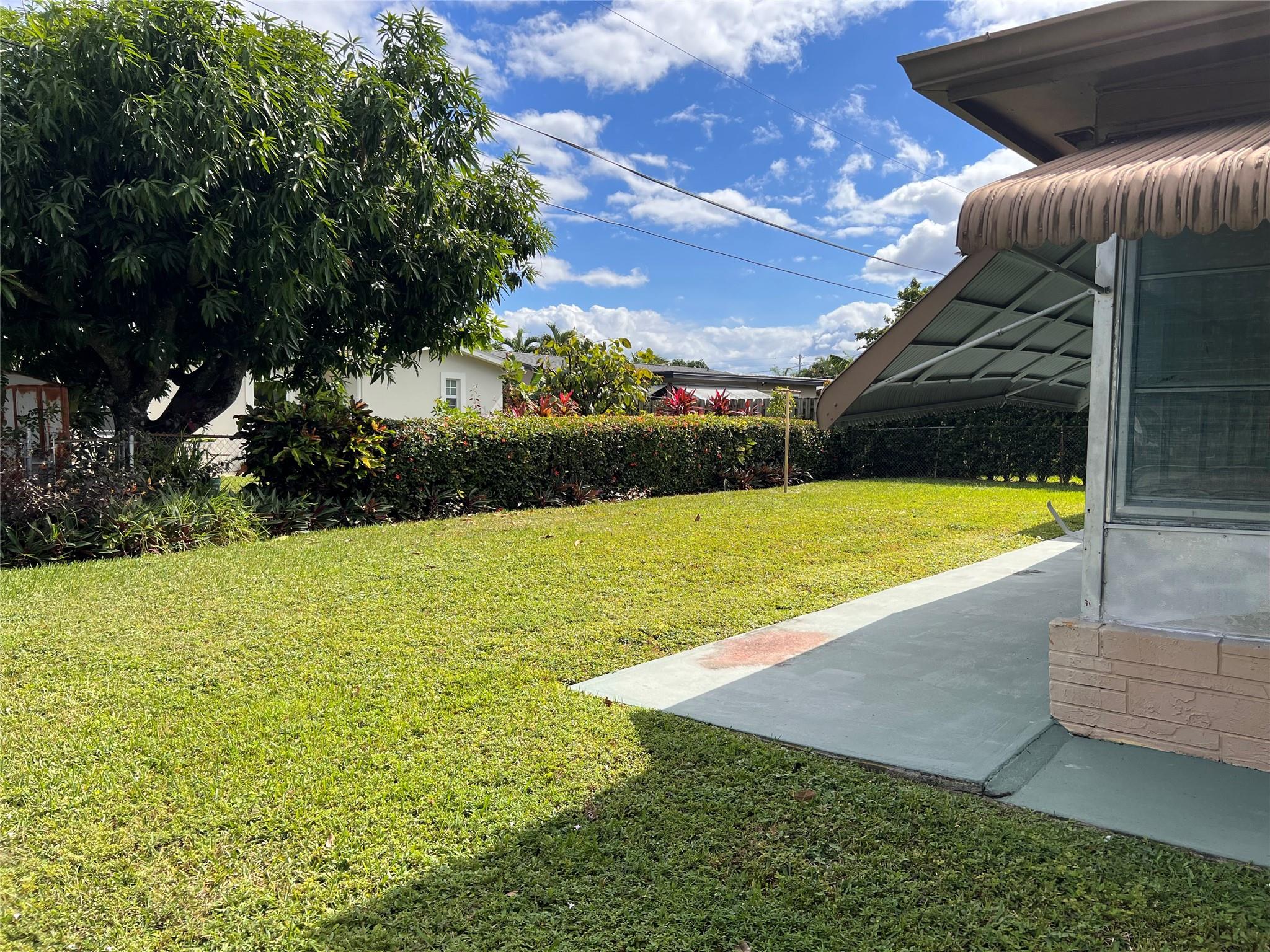 Sunrise Golf Village Sec - Residential