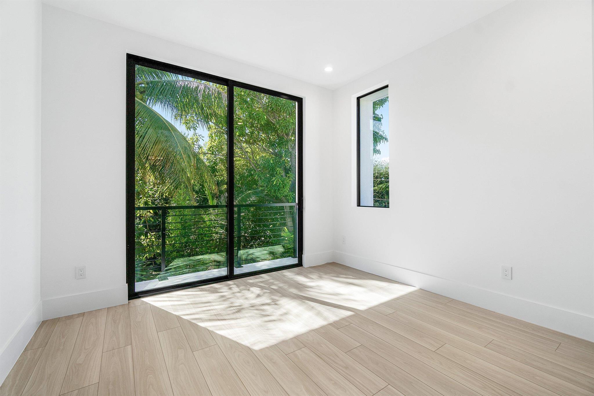 CENTENNIAL SQUARE - Residential