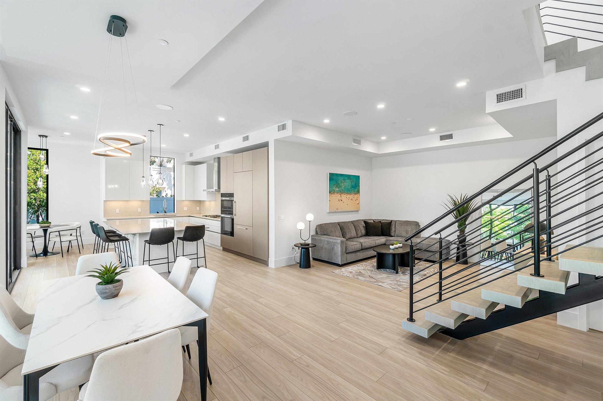 CENTENNIAL SQUARE - Residential