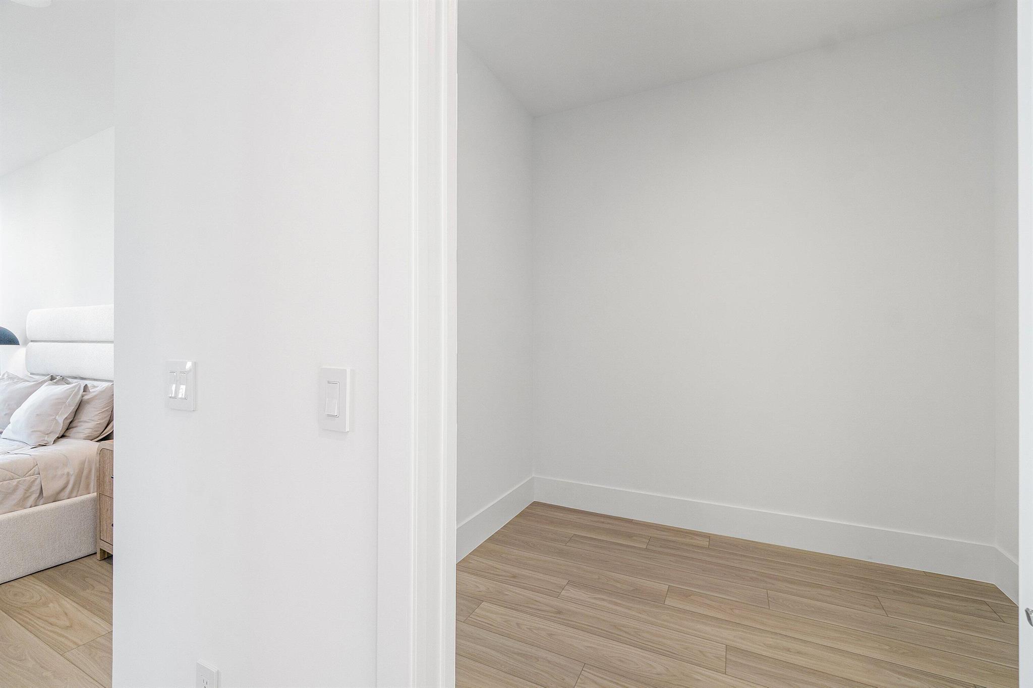 CENTENNIAL SQUARE - Residential